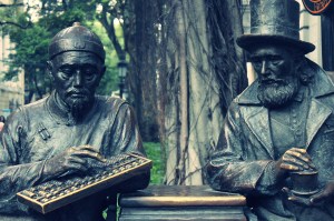 Shamian Island Bronze Statue