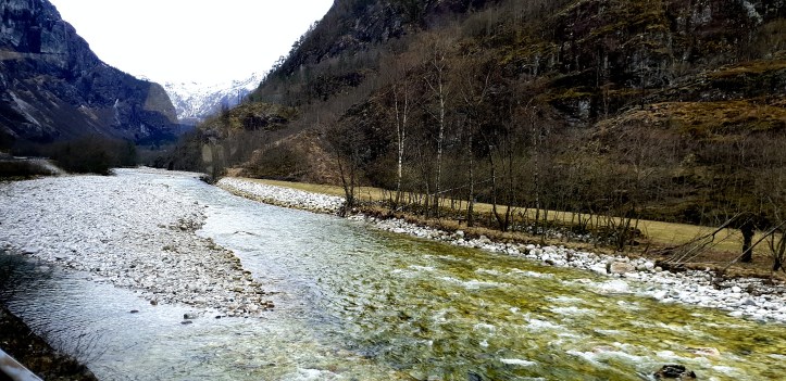 9 Bus Gudvangen Voss.jpg